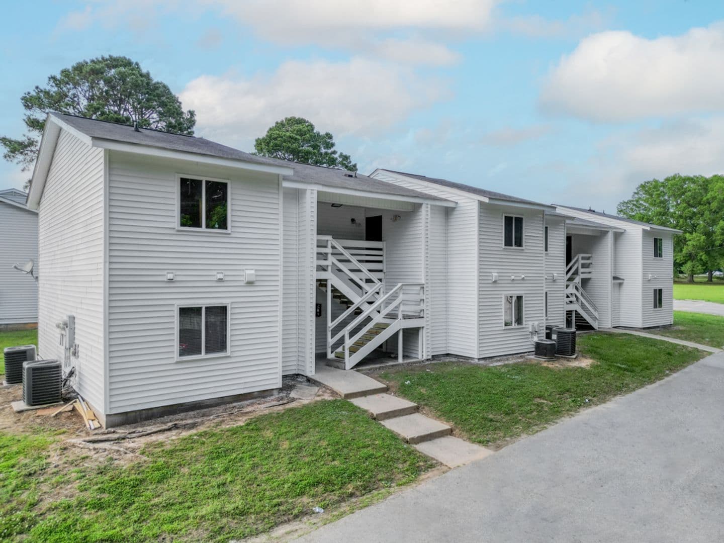 Knightdale Apartment: 335 Railroad St