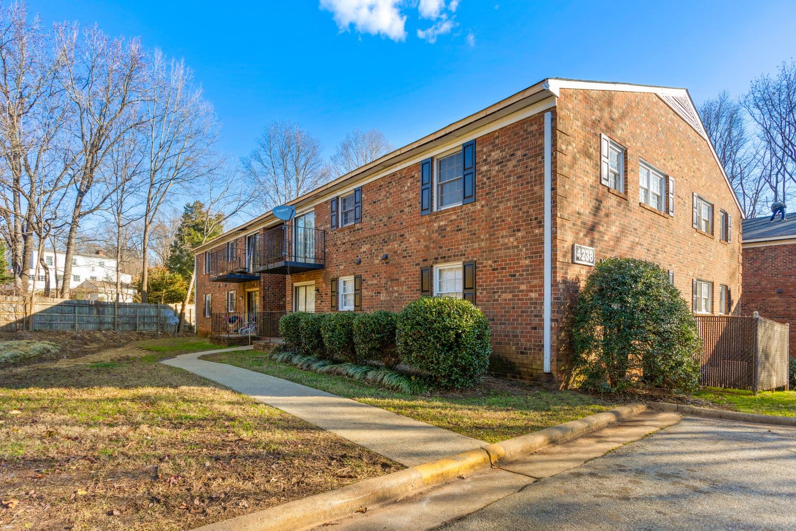 Greensboro Apartment: 4228 United St