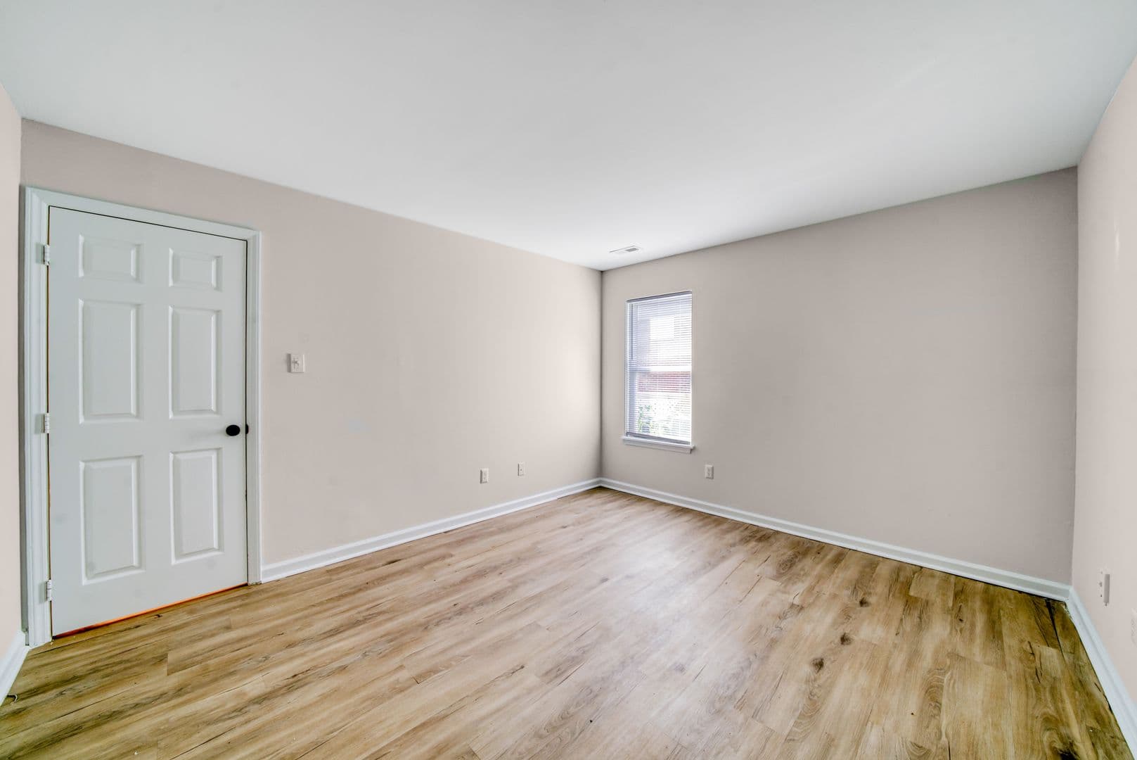 Knightdale Apartment: 335 Railroad St