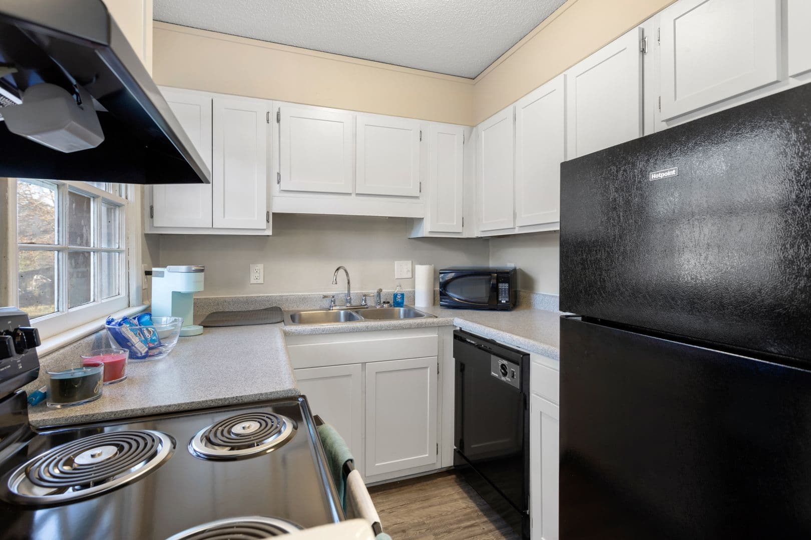 Greensboro Apartment: 4228 United St