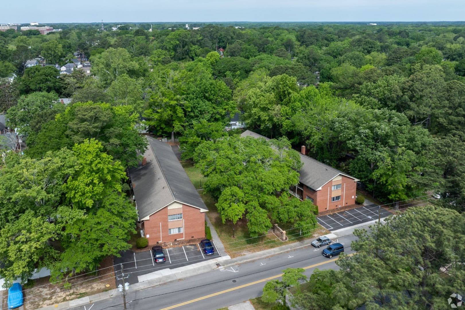 Greenville Apartment: 208 S Elm St