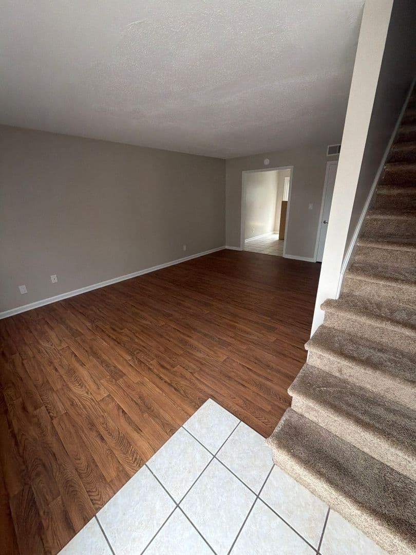 Clemmons Apartment: 132 Western Villa Dr