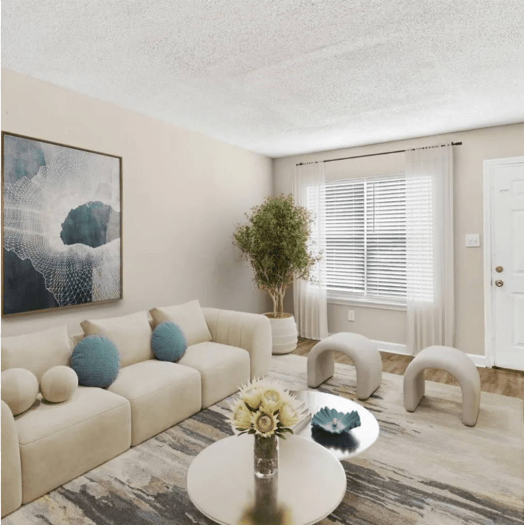 Garden City Apartment: 112 Denmark St