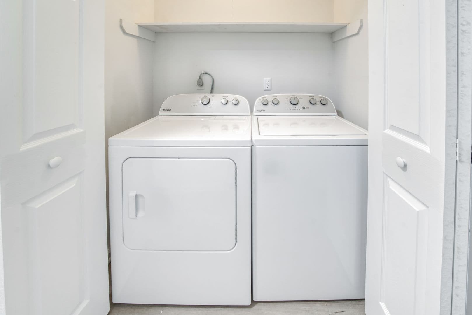 Knightdale Apartment: 335 Railroad St