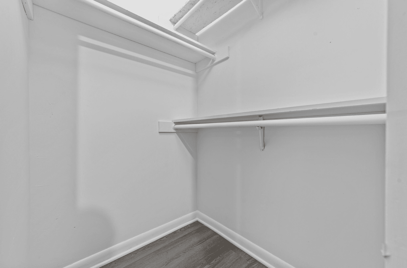 High Point Apartment: 1150 Roberts Ln