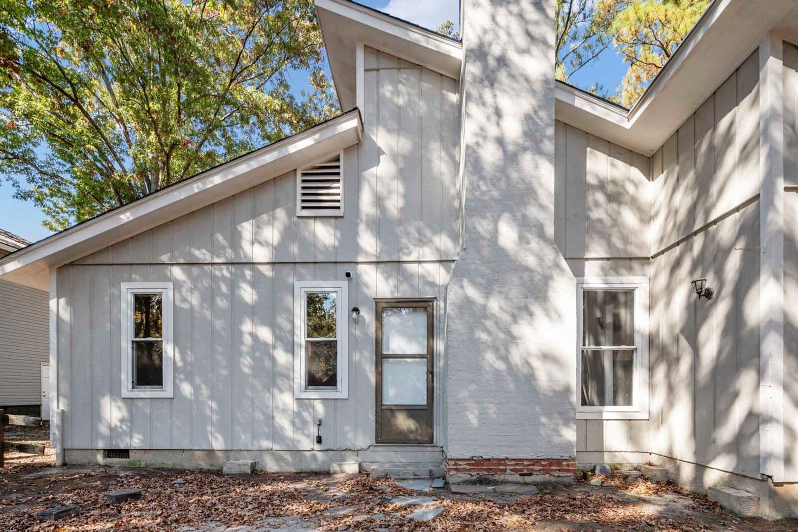 Fayetteville House: 326 Whipple Tree Ln