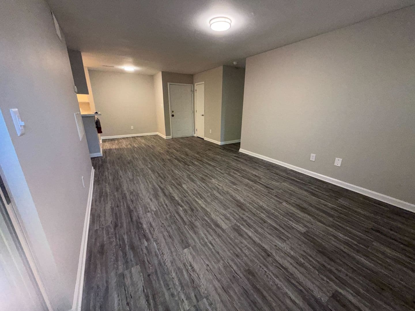 Greensboro Apartment: 3712 West Ave