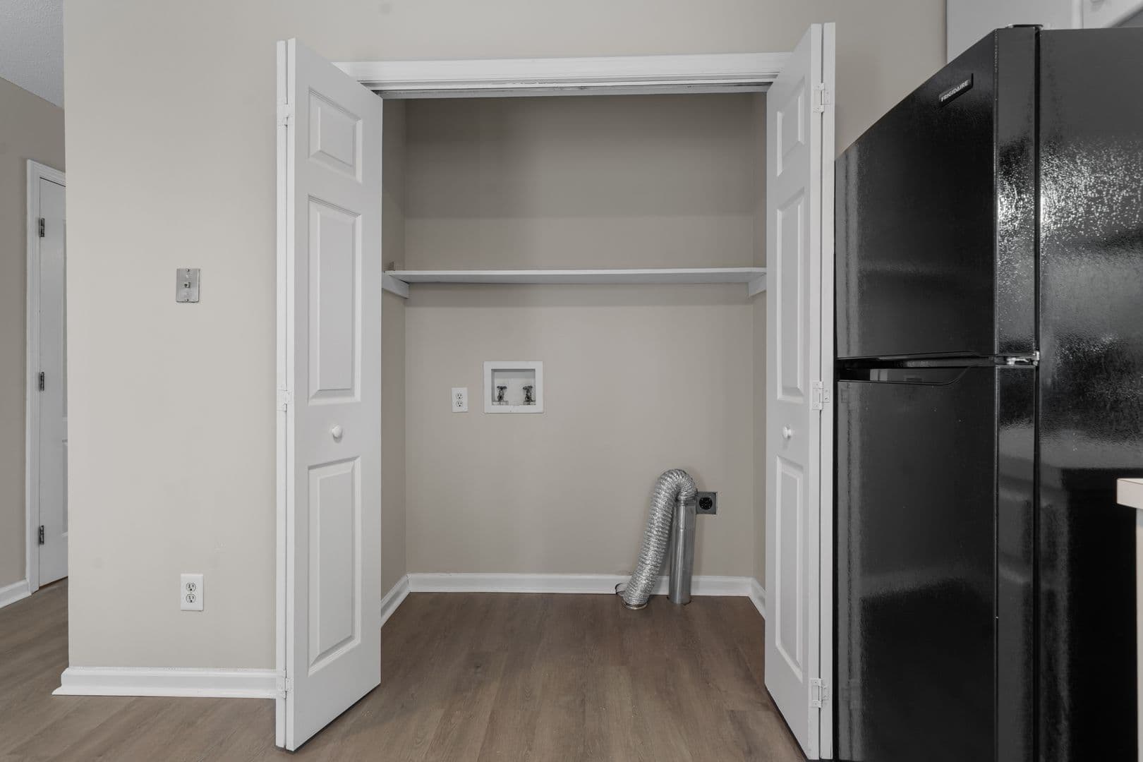 Smithfield Apartment: 103-132 Cambridge Pl