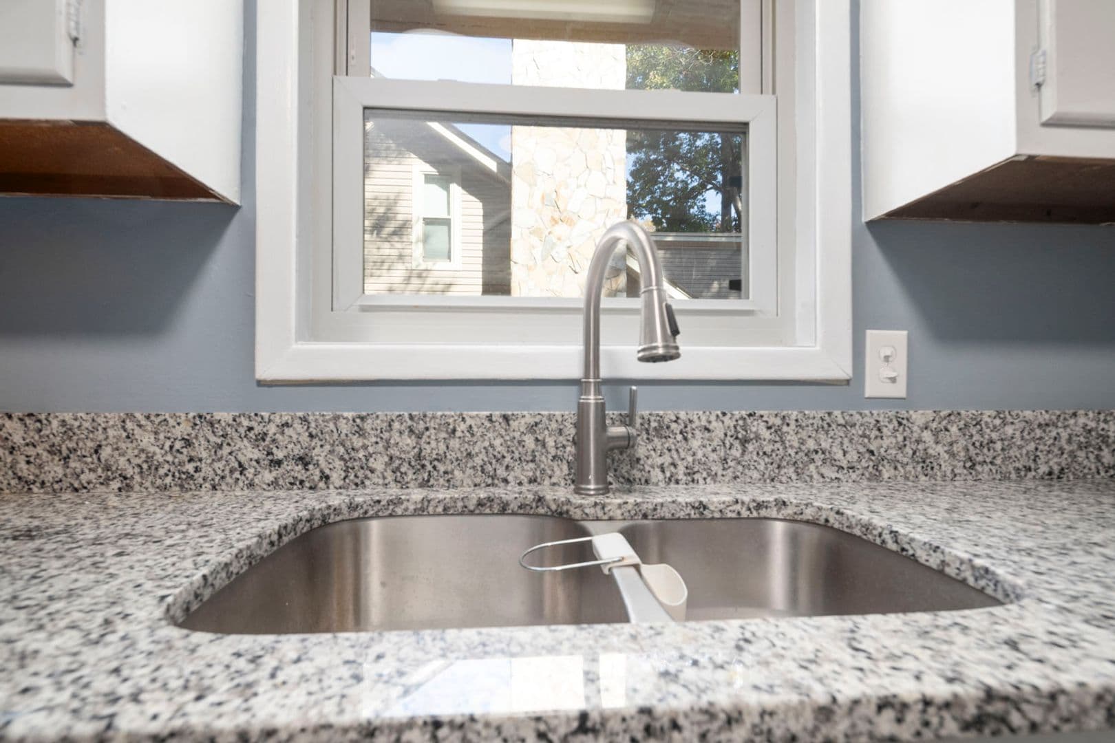 Fayetteville House: 326 Whipple Tree Ln