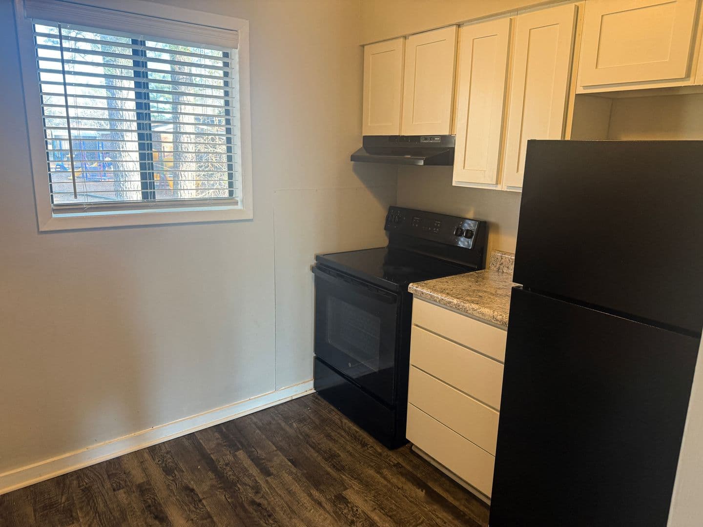 Smithfield Apartment: 950 Berkshire Rd
