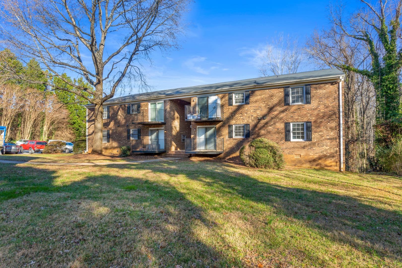 Greensboro Apartment: 4228 United St