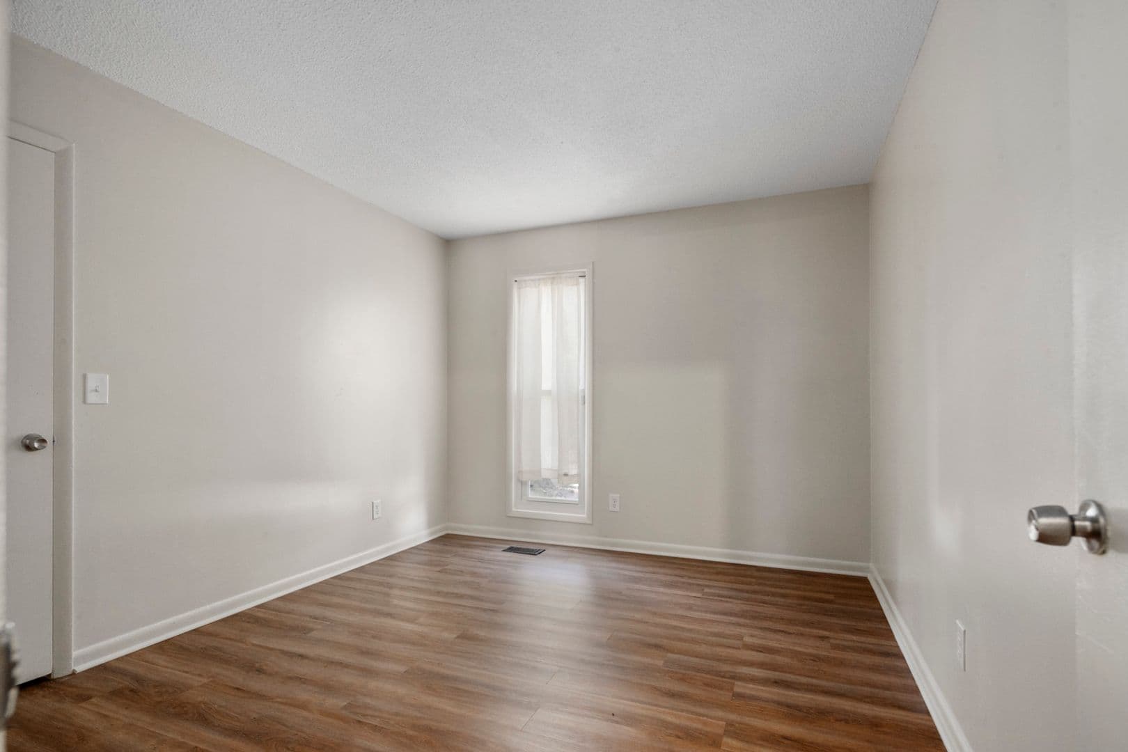 Fayetteville House: 326 Whipple Tree Ln