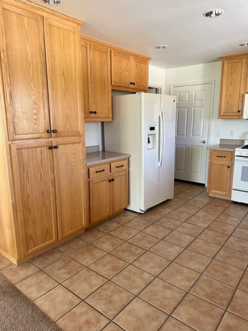 Paso Robles House: 5680 Reindeer Place
