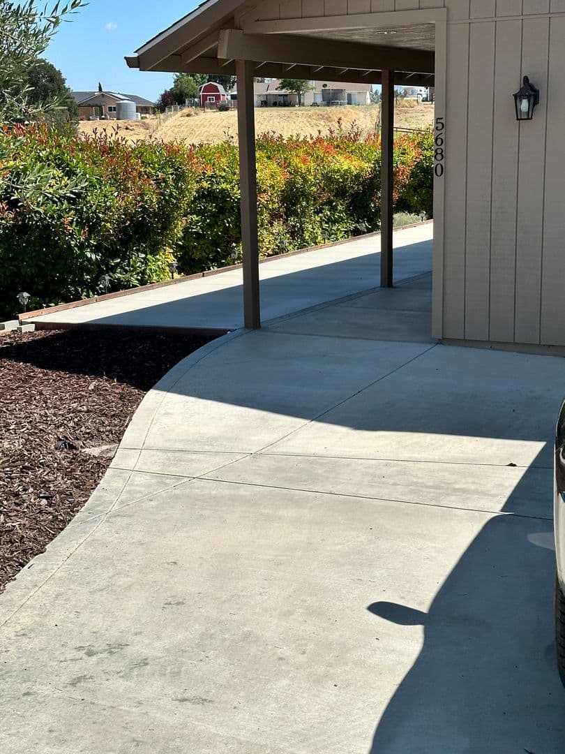 Paso Robles House: 5680 Reindeer Place