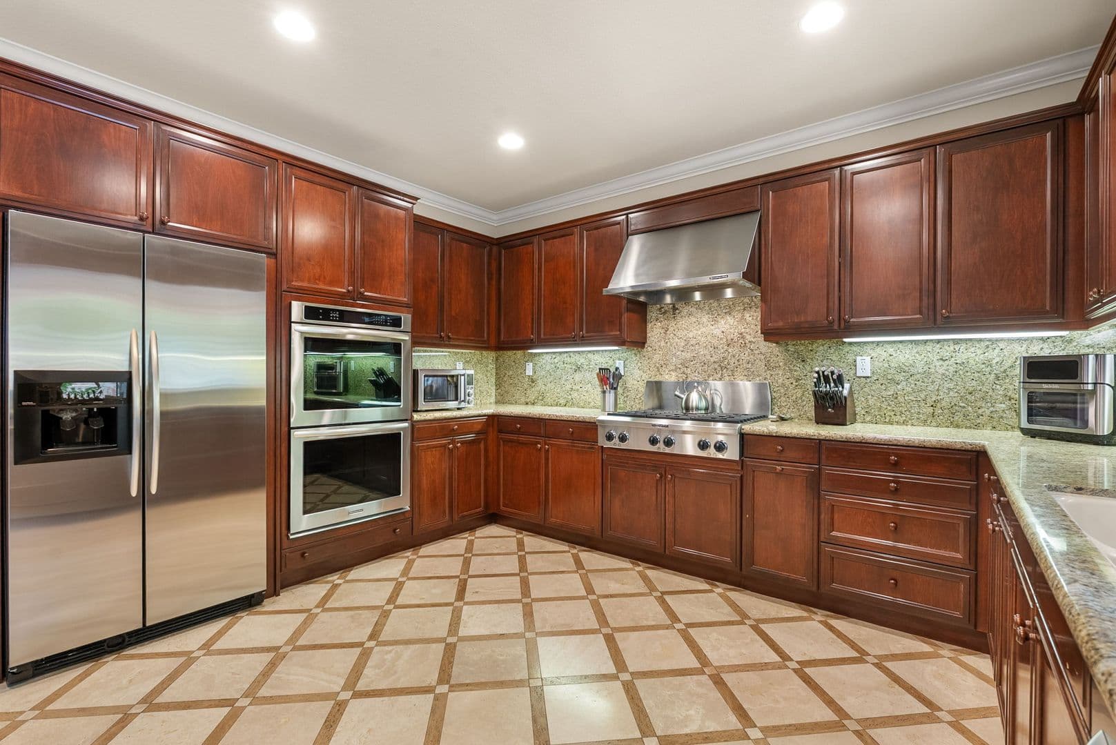 Santa Clarita House: 29176 Valley Oak Place