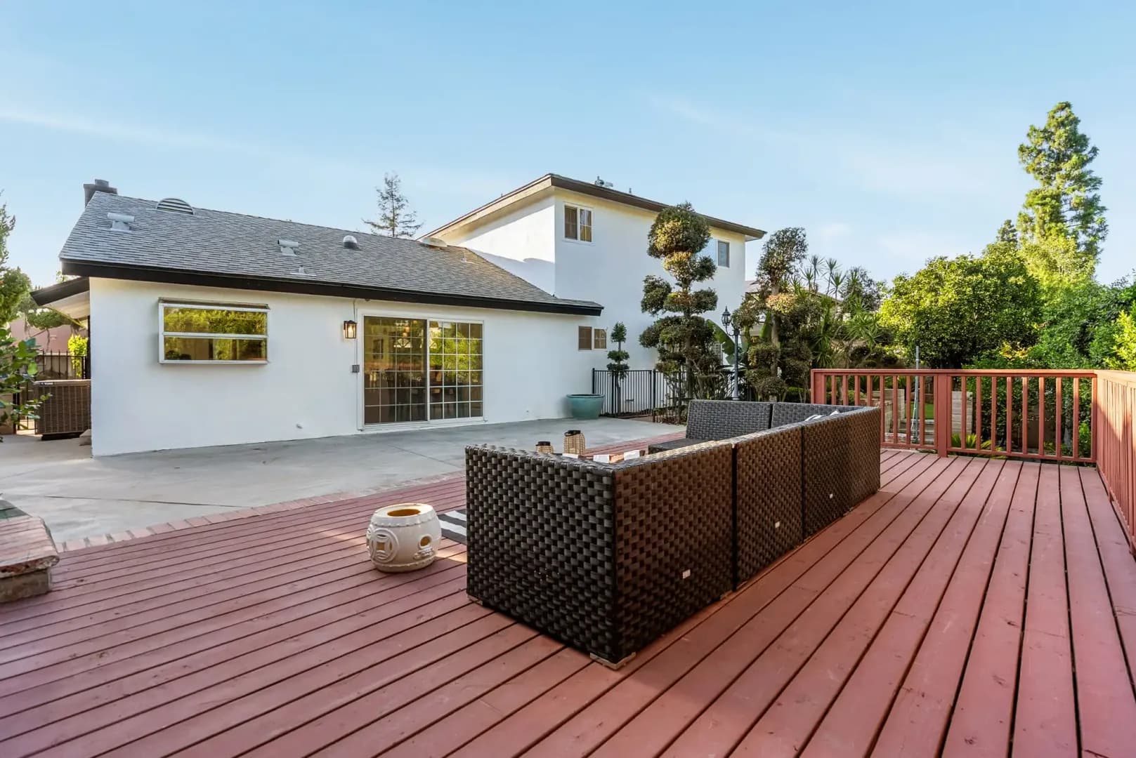 Porter Ranch House: 10856 Topeka Drive