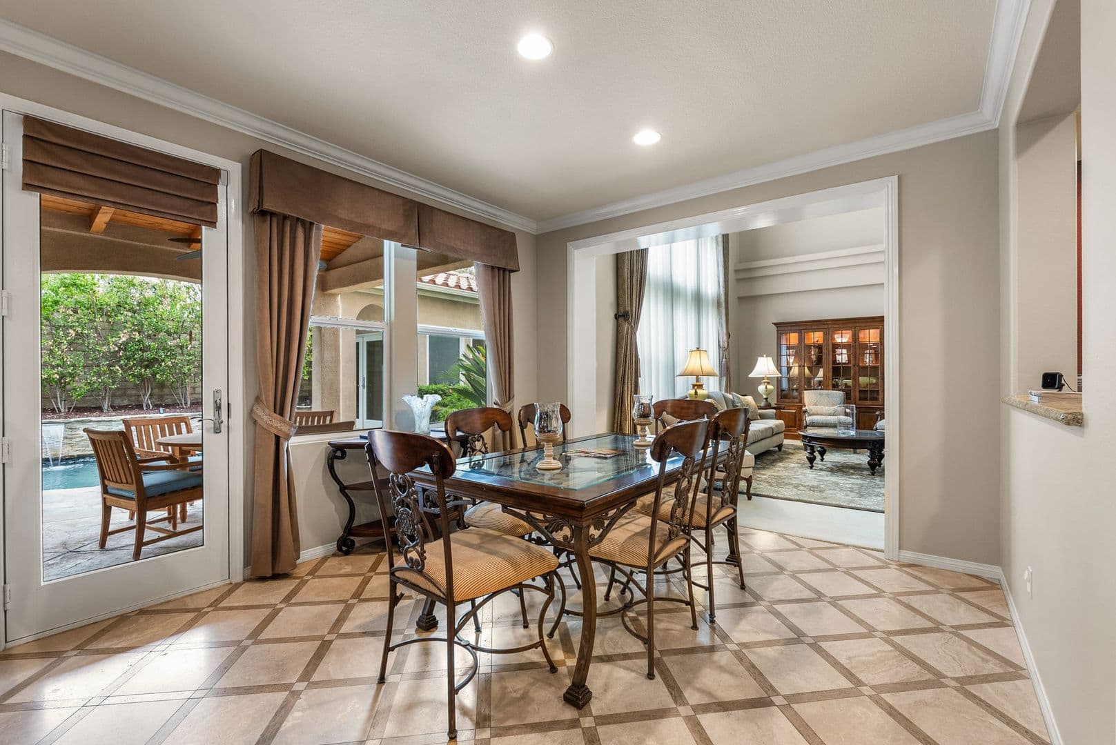Santa Clarita House: 29176 Valley Oak Place