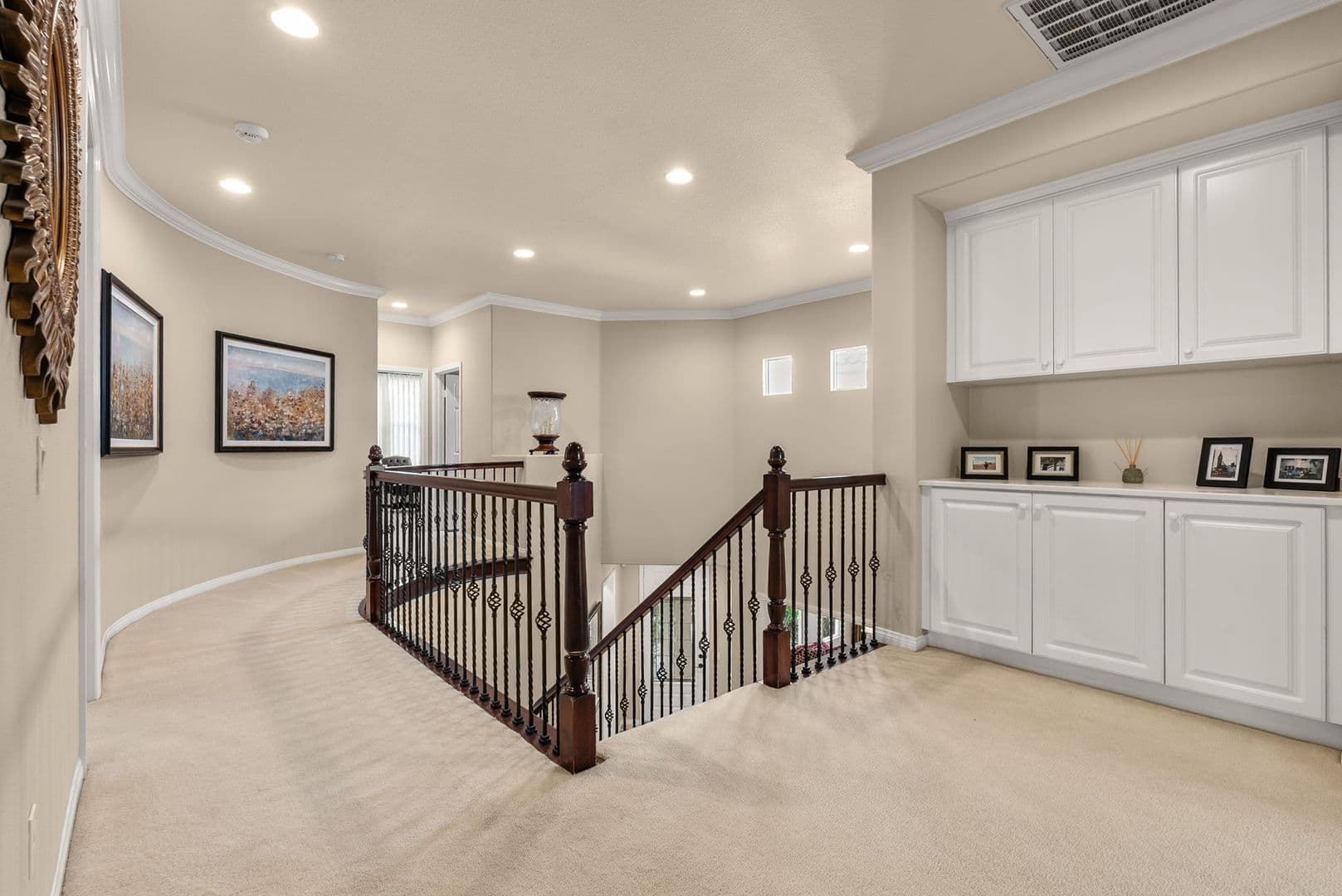 Santa Clarita House: 29176 Valley Oak Place