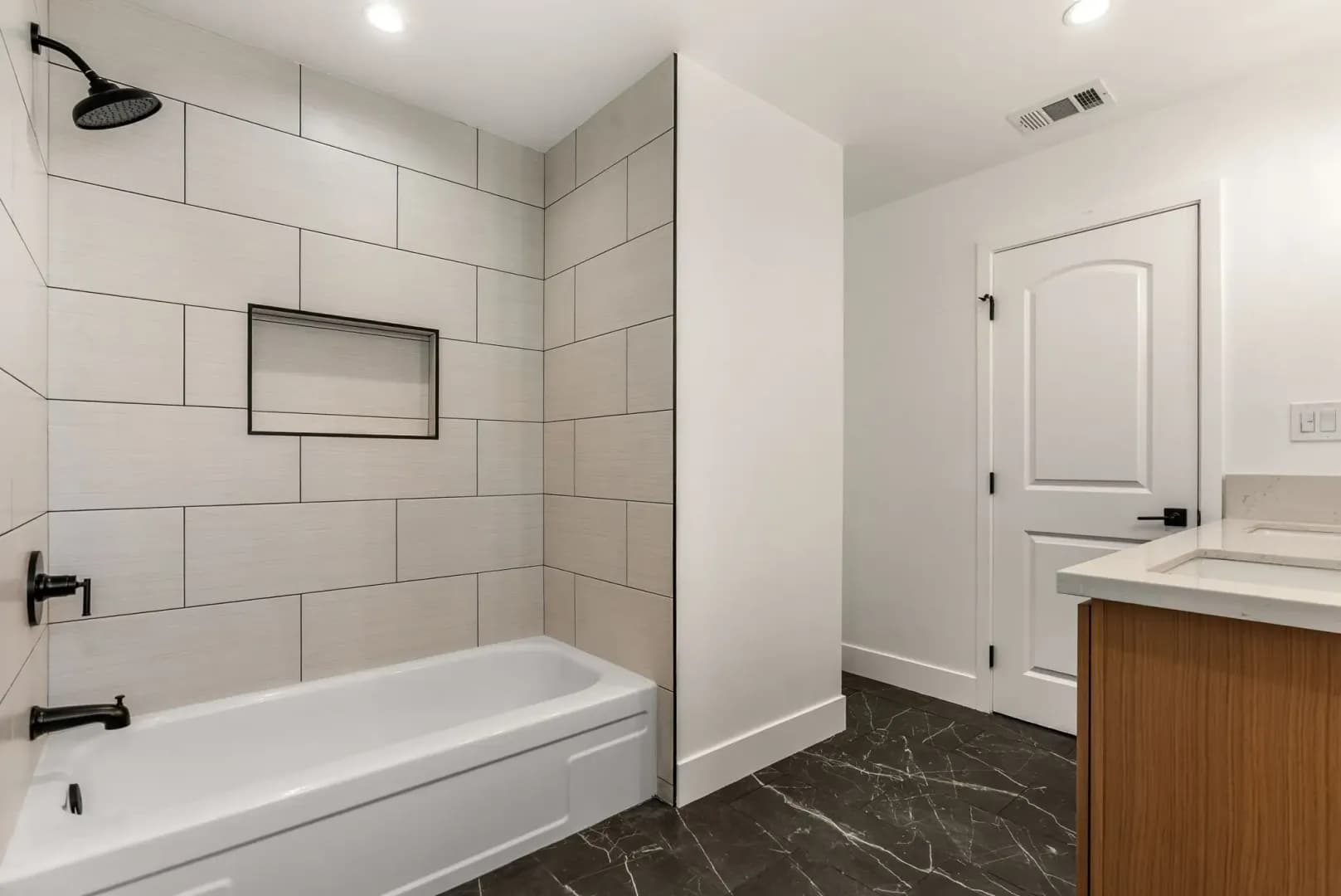 Porter Ranch House: 10856 Topeka Drive