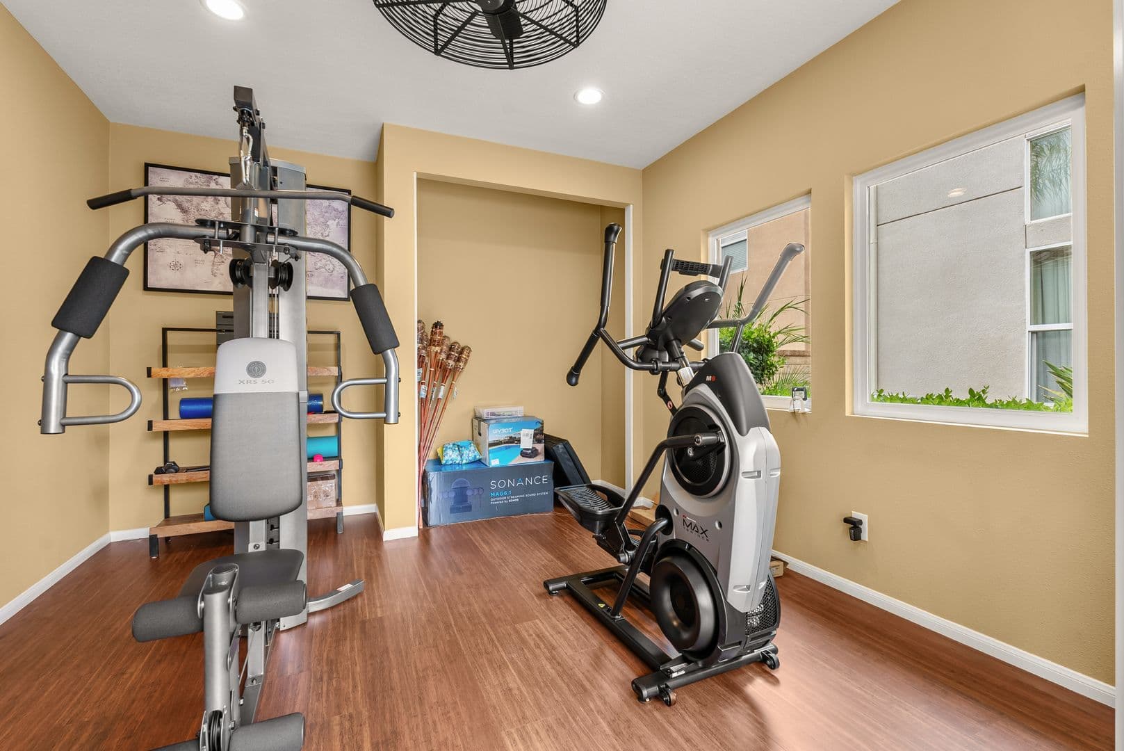 Santa Clarita House: 29176 Valley Oak Place
