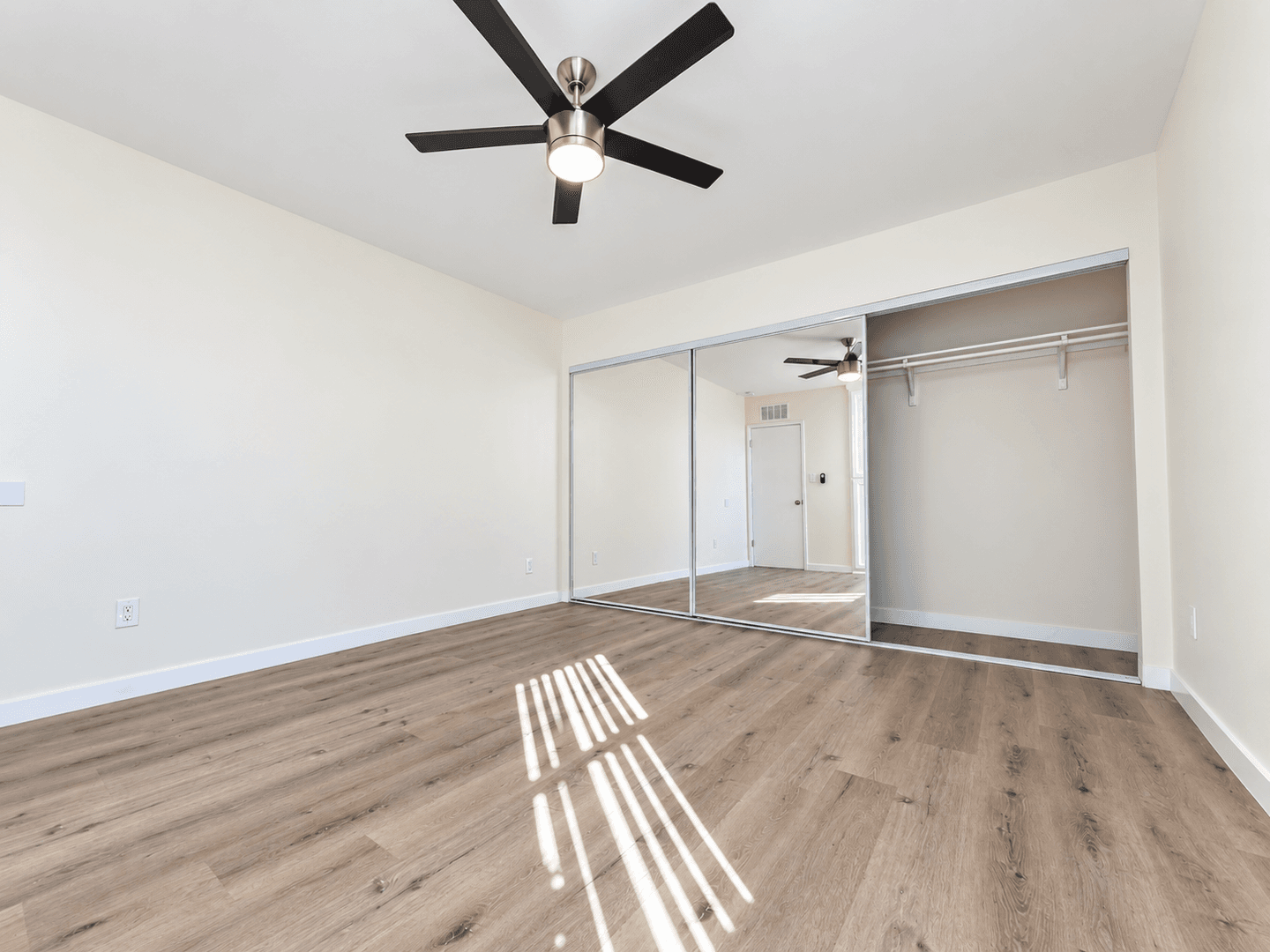 Valley Village Apartment: 5311 Corteen Pl