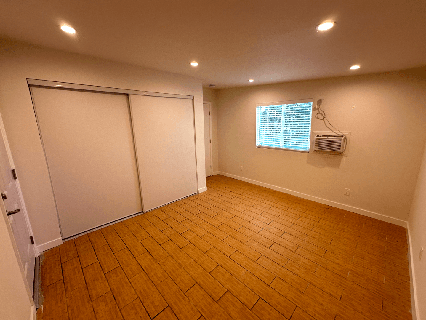 Canoga Park Apartment: 7000-7002 Glade Ave
