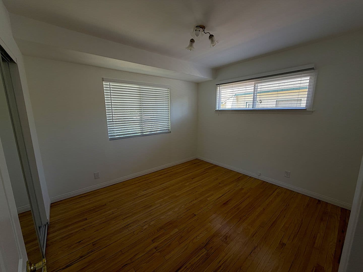 Granada Hills House: 11009 Danube Ave