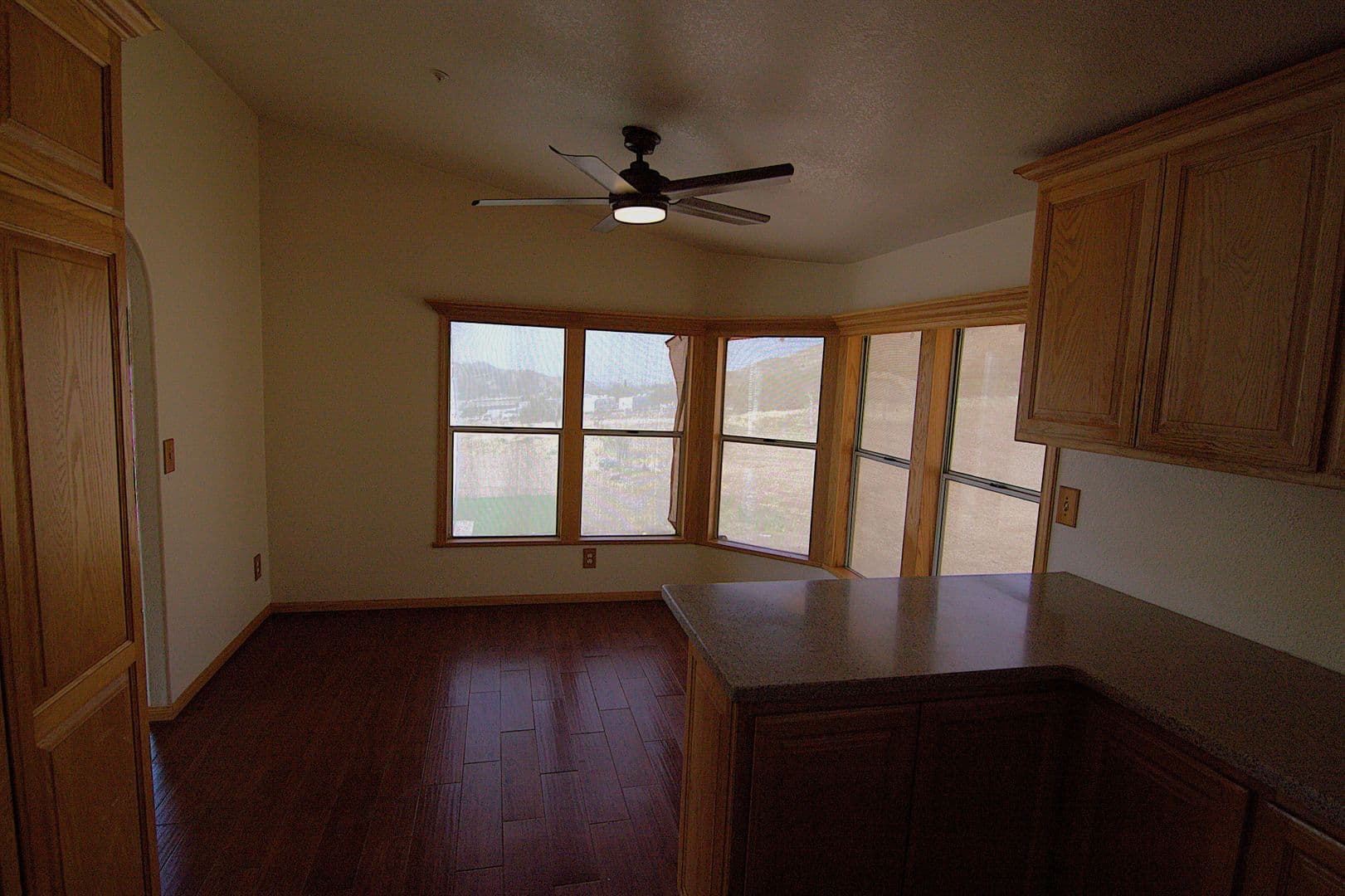 Acton House: 35850 Via Famero Dr