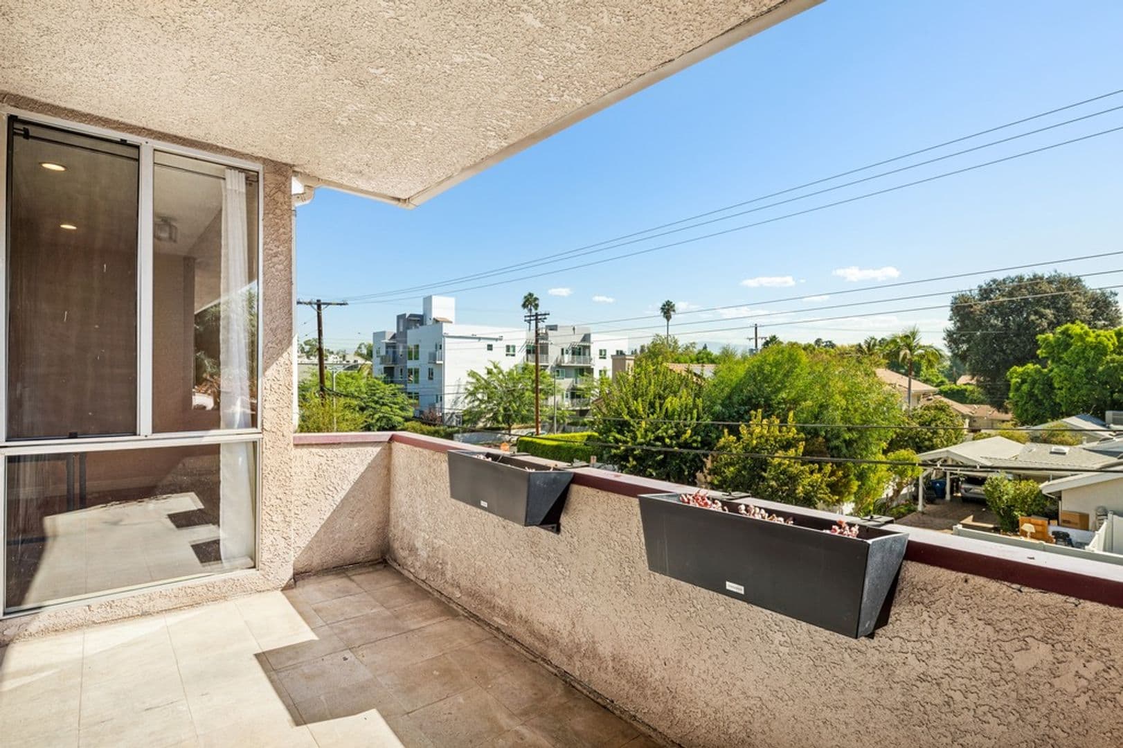 Sherman Oaks Condo: 4487 Colbath Ave., Apt. 301