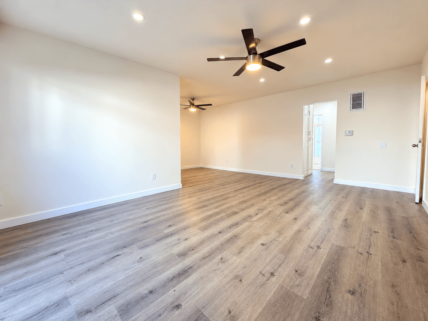 Valley Village Apartment: 5311 Corteen Pl