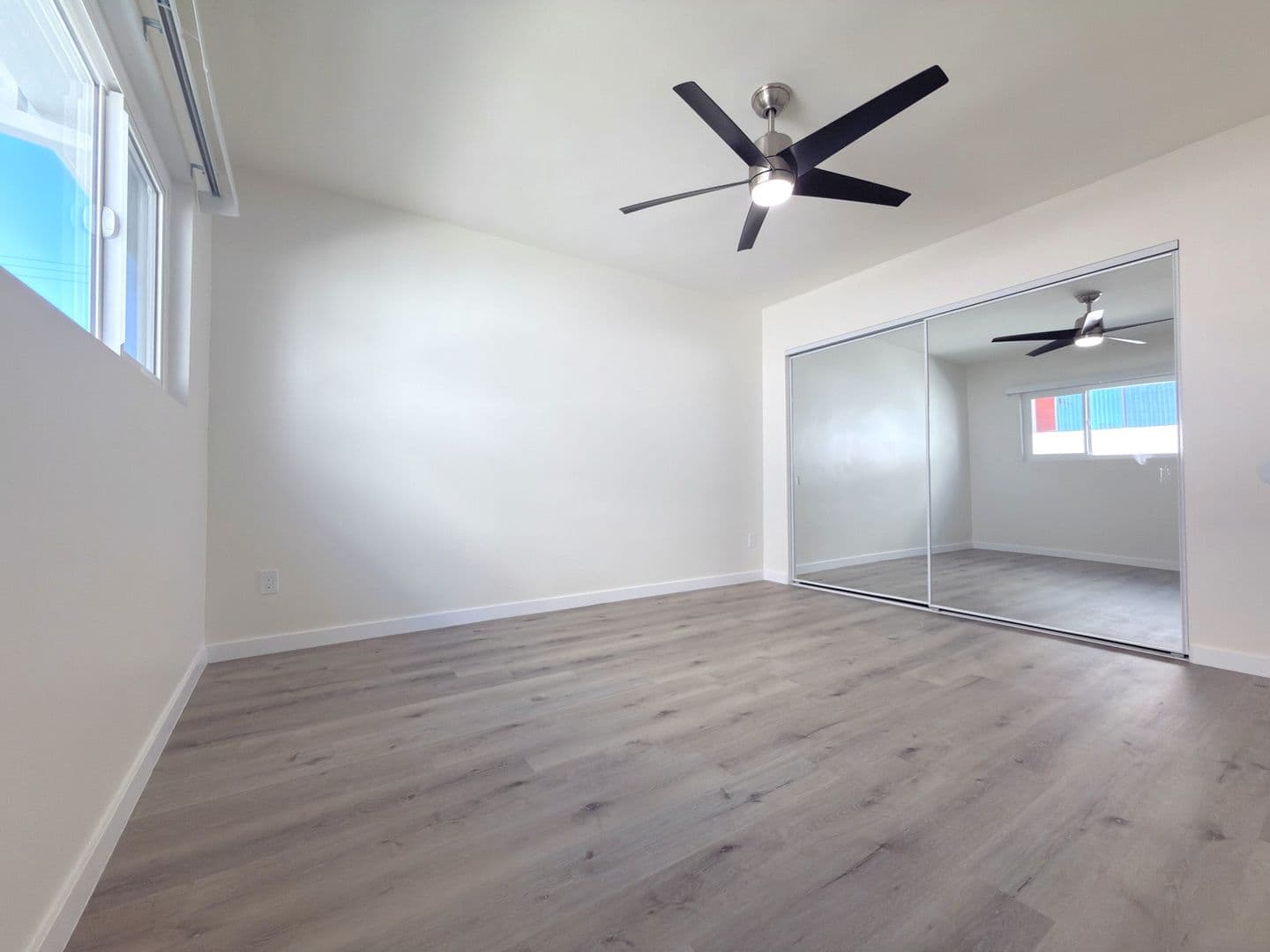 Valley Village Apartment: 5311 Corteen Pl