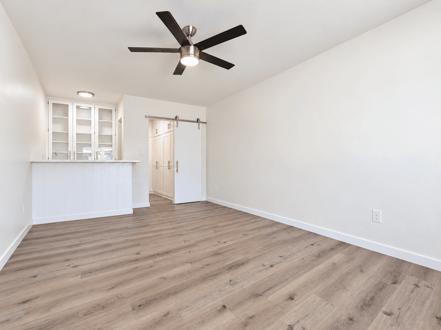 Valley Village Apartment: 5311 Corteen Pl