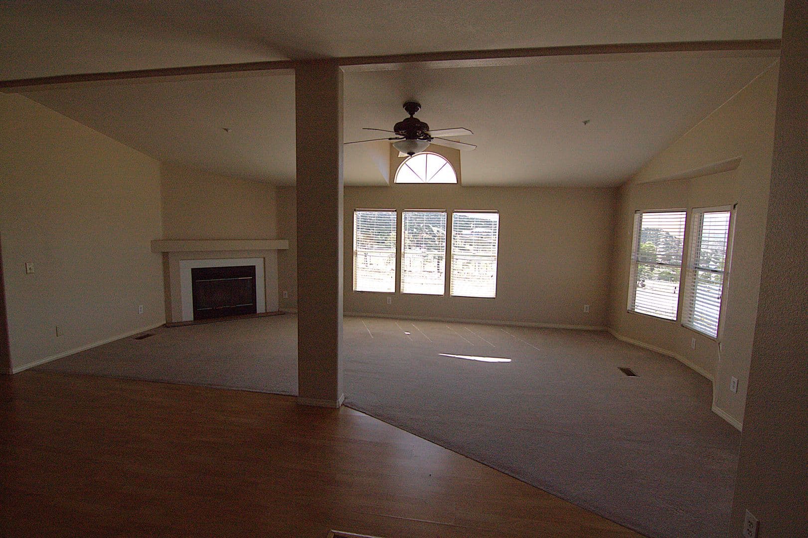 Acton House: 35850 Via Famero Dr
