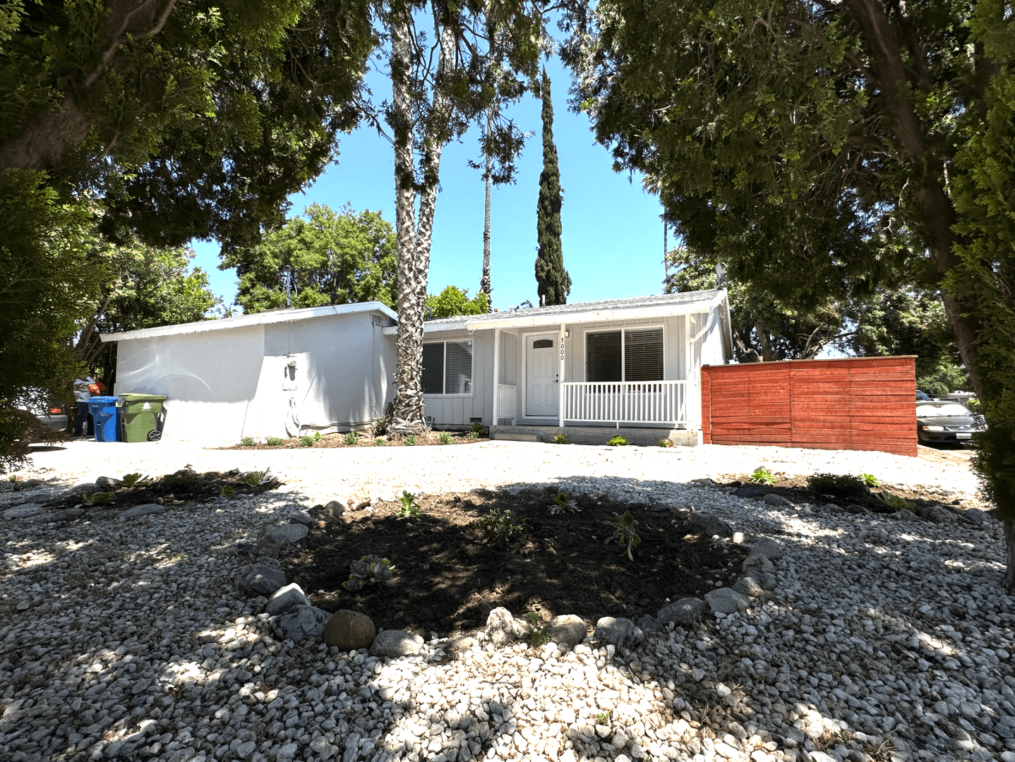 Canoga Park Apartment: 7000-7002 Glade Ave