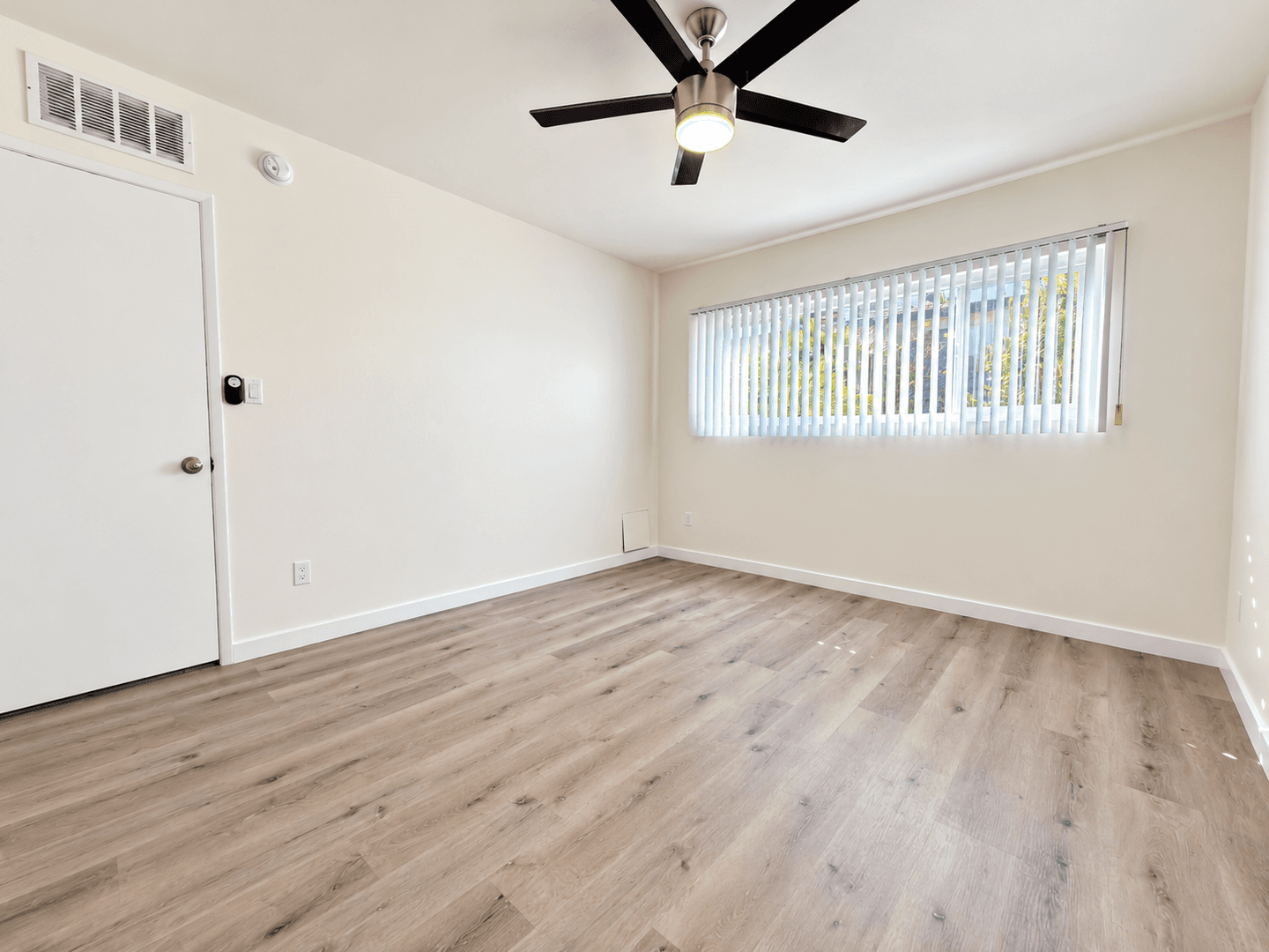 Valley Village Apartment: 5311 Corteen Pl