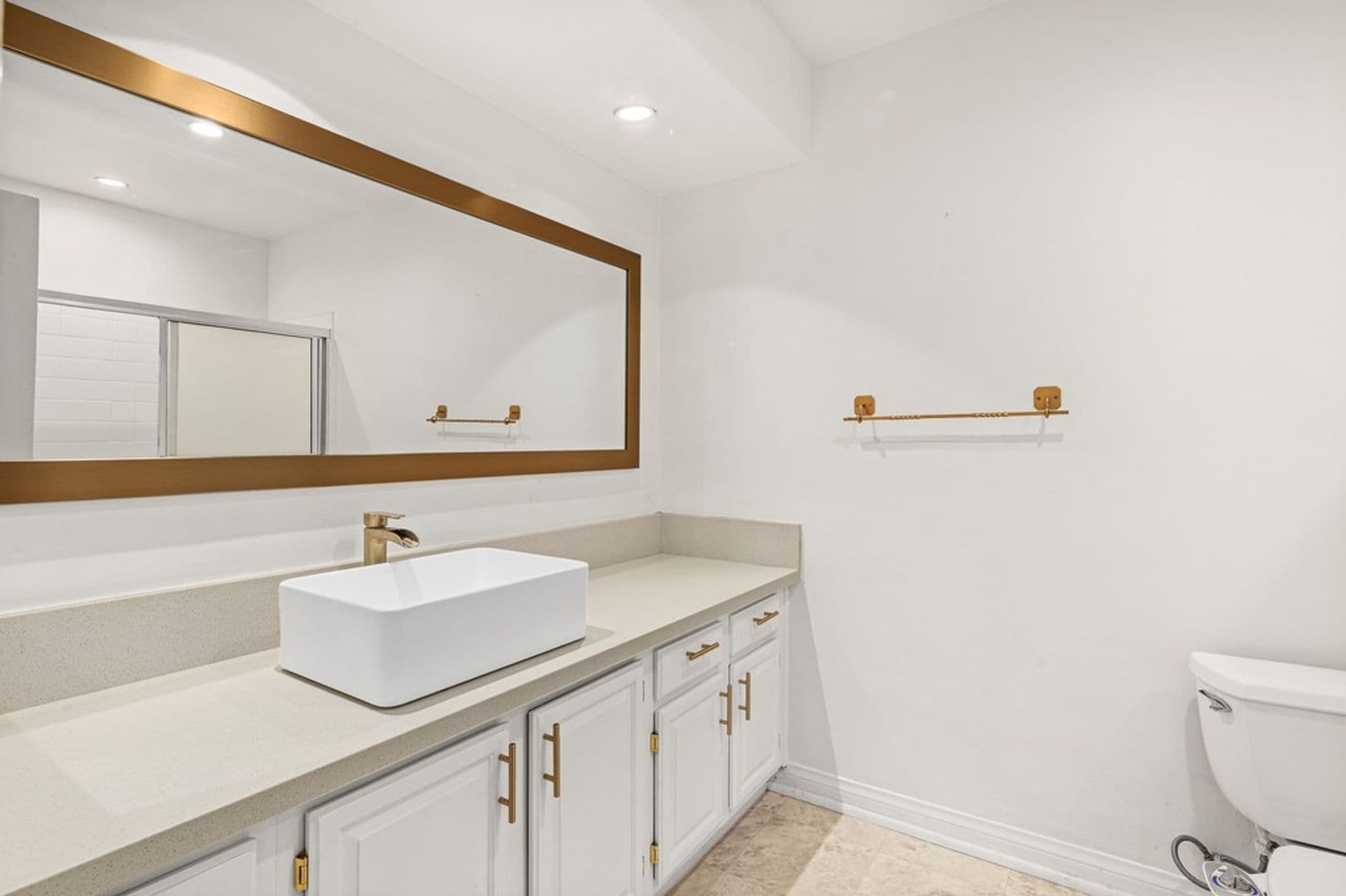 Sherman Oaks Condo: 4487 Colbath Ave., Apt. 301