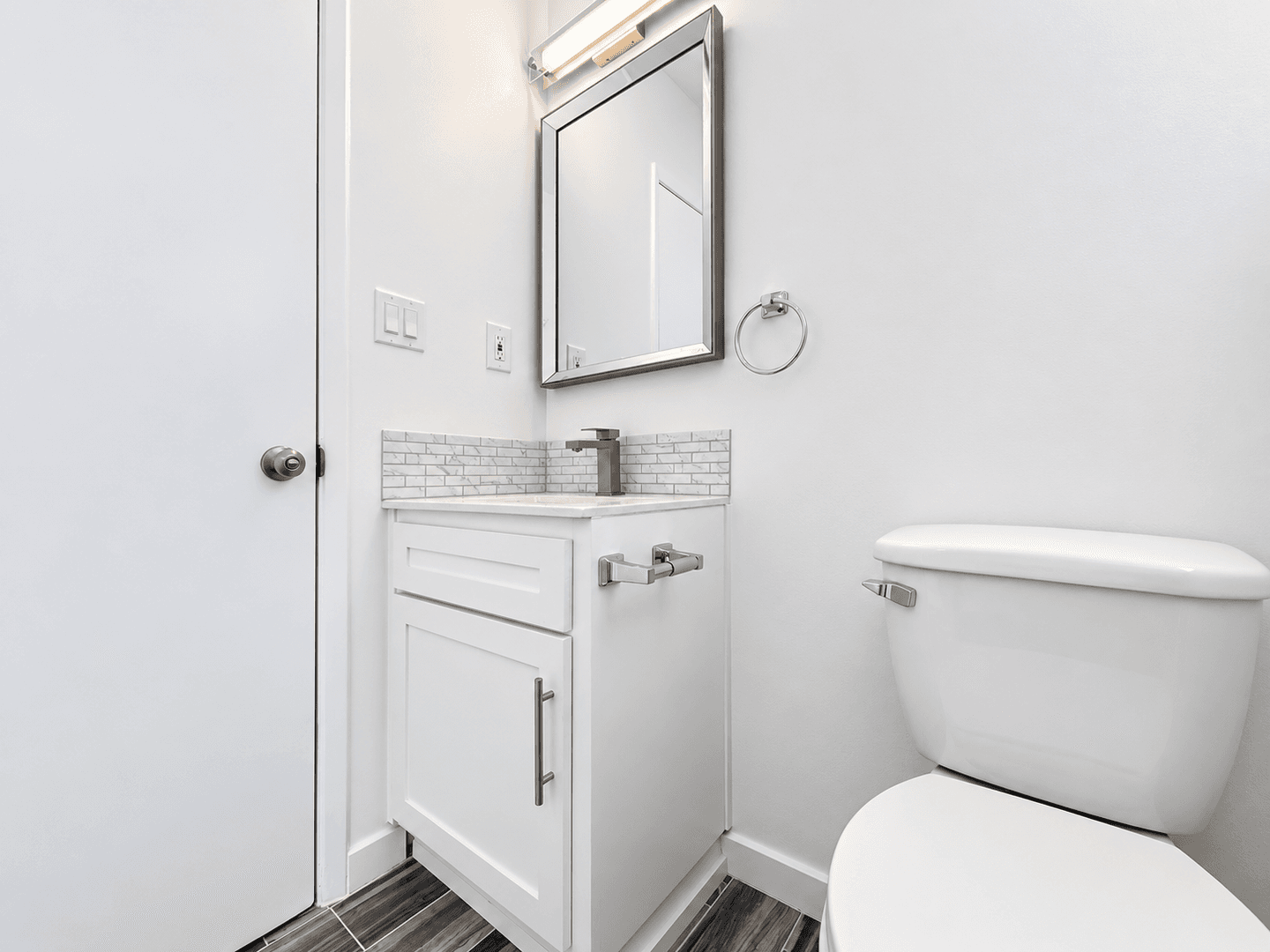 Valley Village Apartment: 5311 Corteen Pl