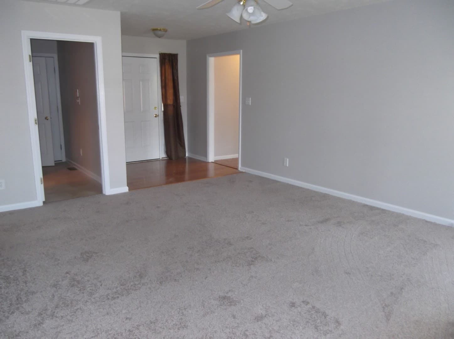 Hope Mills House: 2937 Piney Mountain