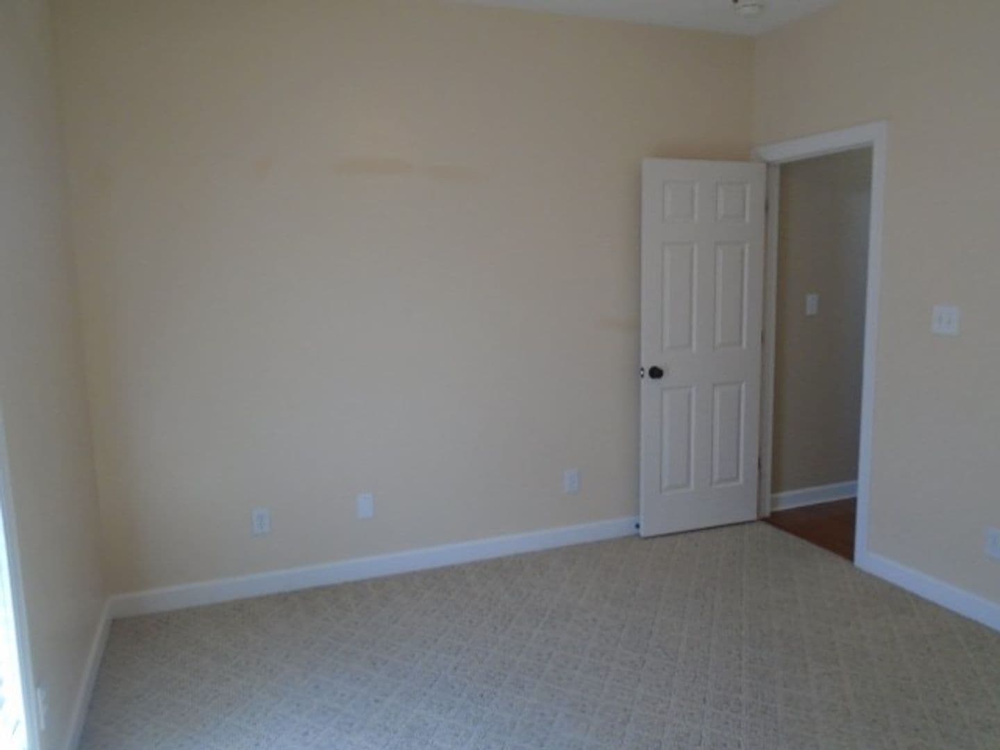 Fayetteville House: 3604 Talus Rd