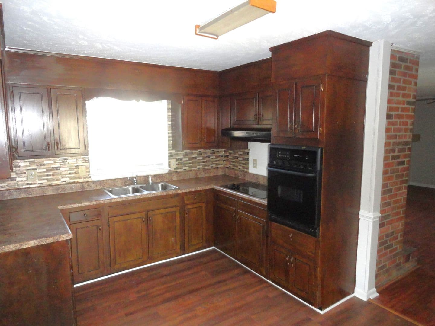 Fayetteville House: 7204 Standish Ct