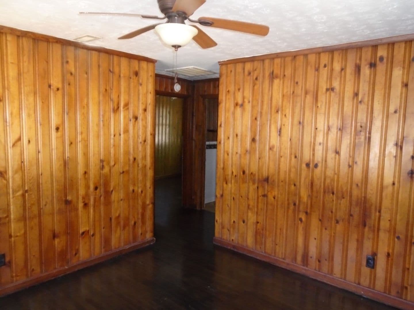 Fayetteville Apartment: 302 Old Shaw Rd.