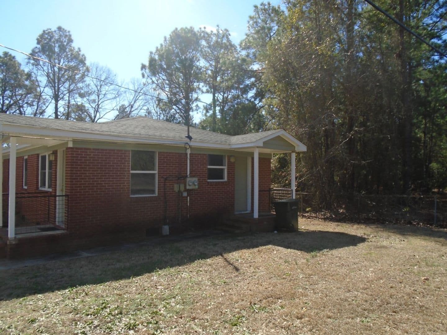 Fayetteville Apartment: 302 Old Shaw Rd.