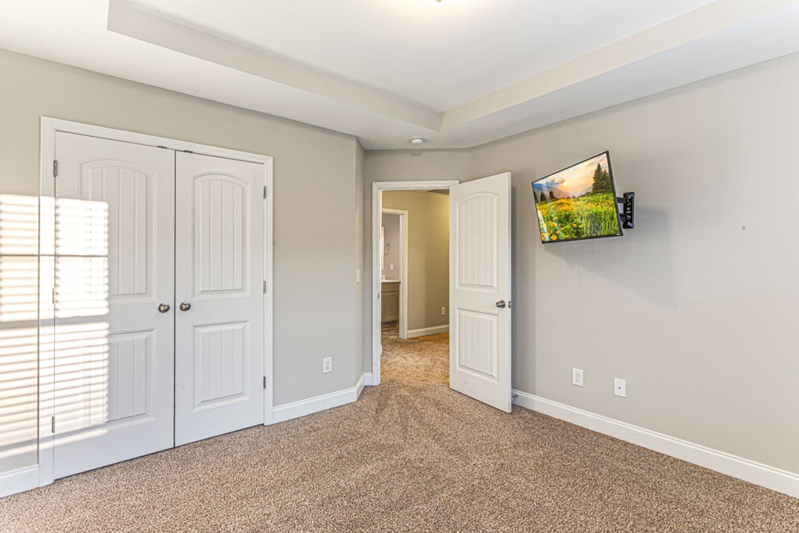 Fayetteville House: 2240 Mannington Dr.