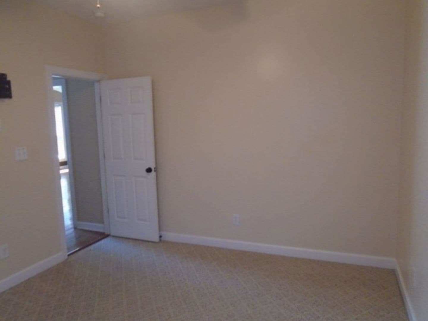 Fayetteville House: 3604 Talus Rd