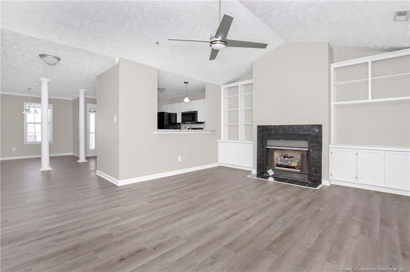 Fayetteville House: 382 Bubble Creek Court # 10