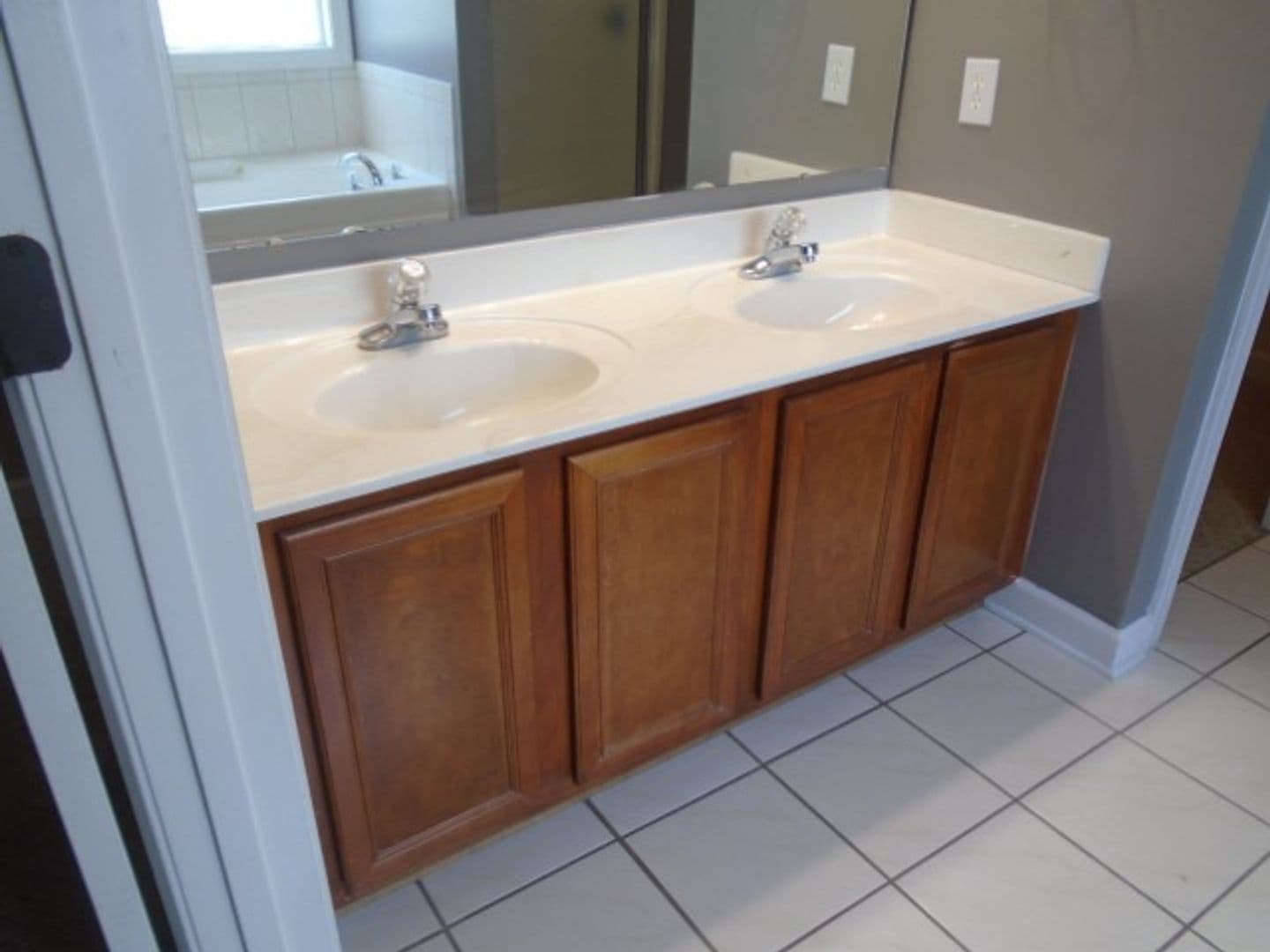 Fayetteville House: 3604 Talus Rd