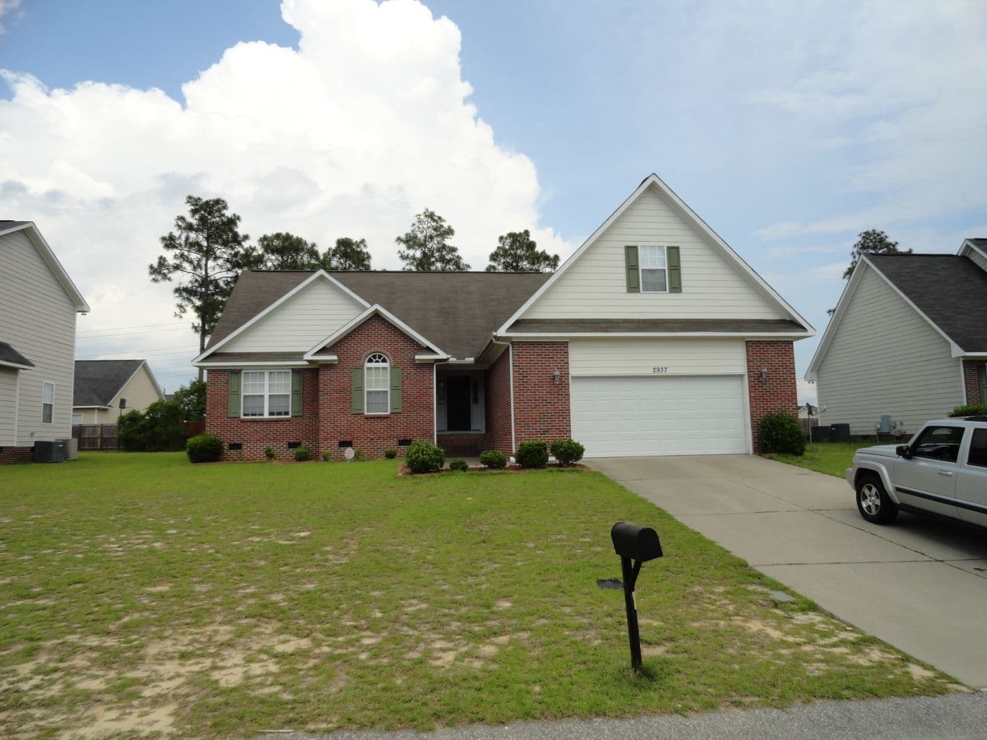 Hope Mills House: 2937 Piney Mountain