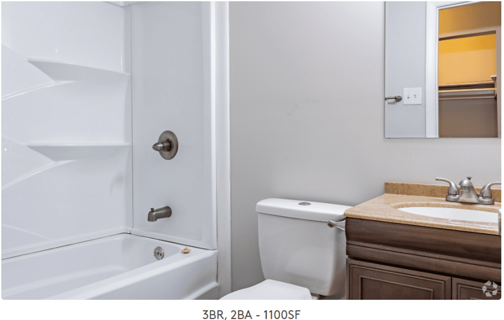Warner Robins Apartment: 135 Ignico Drive