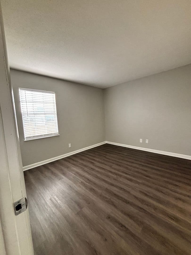 Albany Apartment: 2415 Dawson Rd