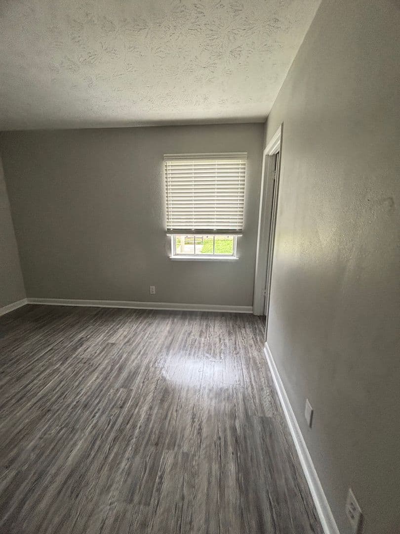 Albany Apartment: 2415 Dawson Rd